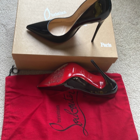 Authentic So Kate ! Size 6! Box and shoe bag included! light Scratch on heel - Picture 5 of 6